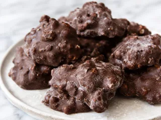 ROCAS DE CHOCOLATE HELADAS