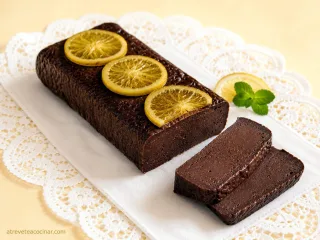 TURRÓN DE CHOCOLATE Y NARANJA