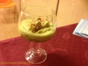VINAGRETA, CON CREMA DE AGUACATE Y MARISCO