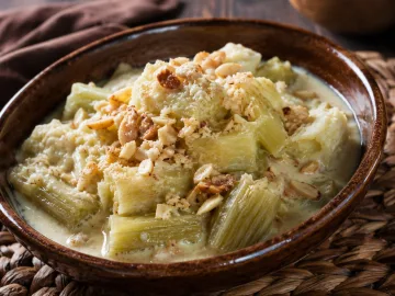 CARDO CON ALMENDRAS